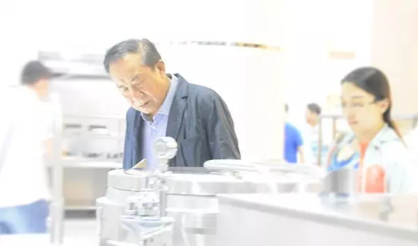 中国职业装产业协会考察金年会app5