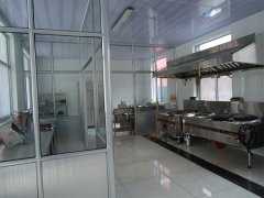 200人以下的幼儿园饭堂需要哪些厨房设备？