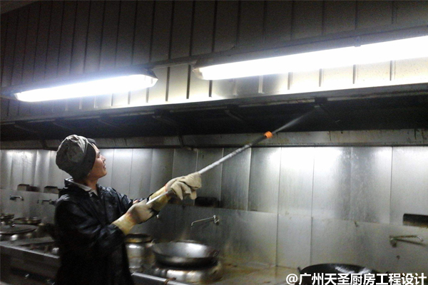 厨房抽油烟机要注意哪些